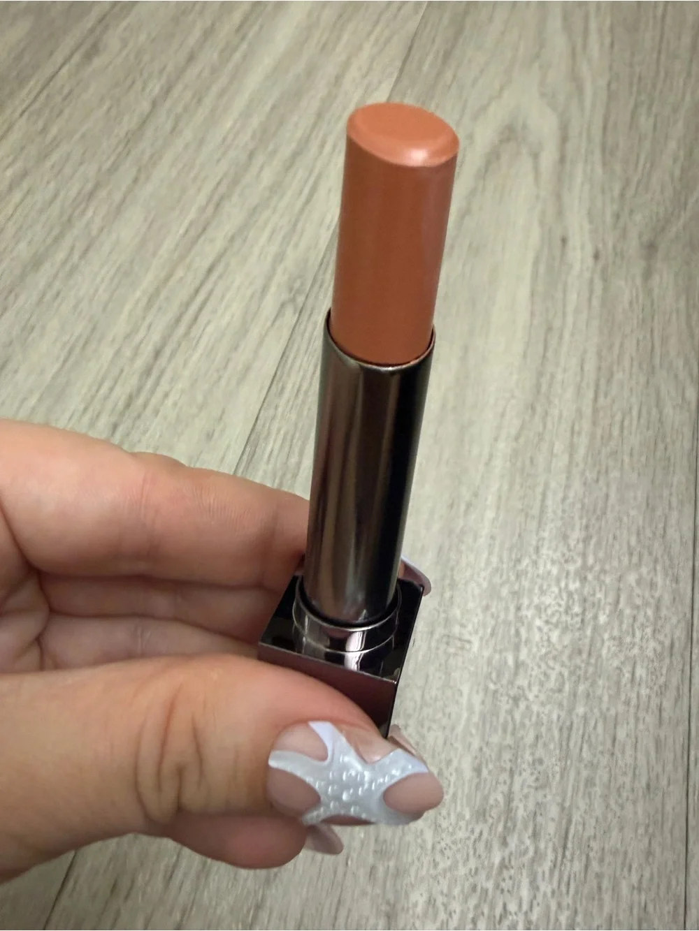 New Burberry Kisses Sheer Lip Colour No. 201 Nude Beige